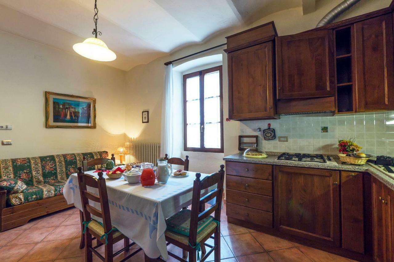 Agriturismo Monte Acuto ウンベルティデ エクステリア 写真